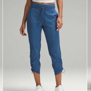 Lululemon Dance Studio MR Crop PTBL 2